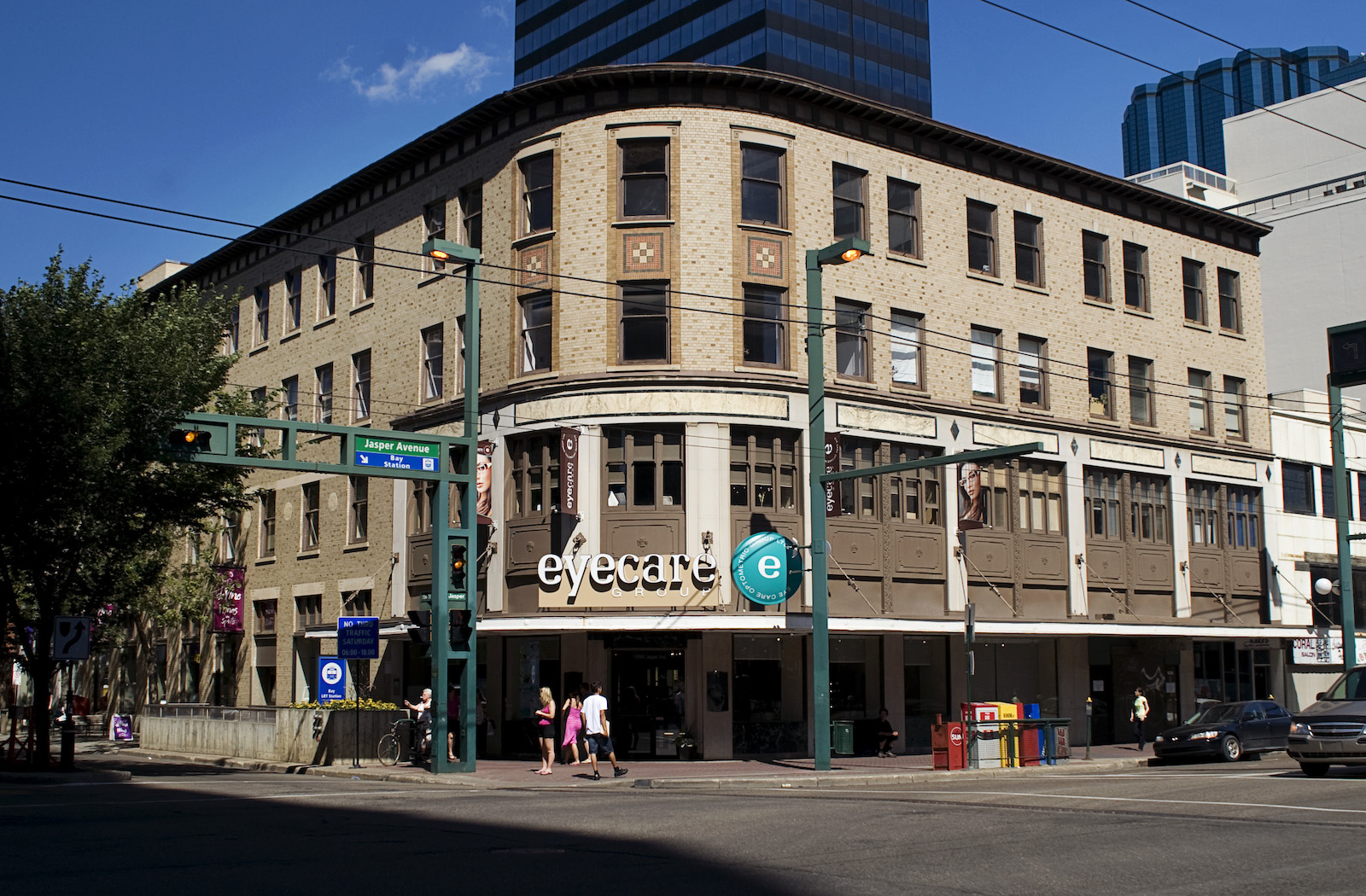 does-alberta-blue-cross-cover-for-optometrist-cost